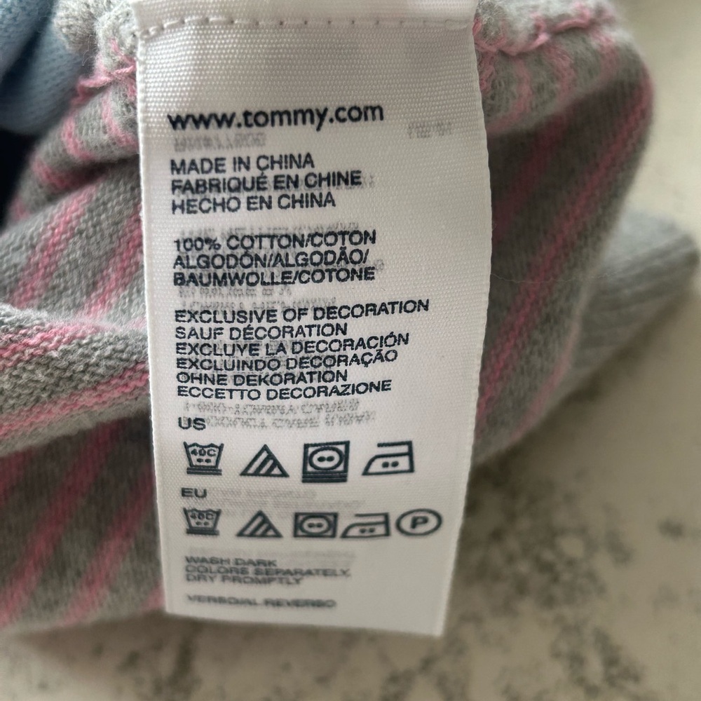 Tommy Hilfiger Argyle Sweater Vest - Picture 6 of 6